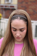 Load image into Gallery viewer, Sands Navah Wig Custom Bandfall