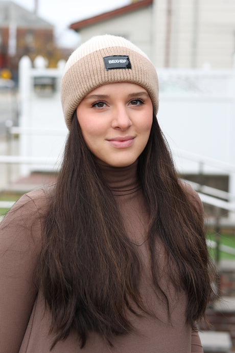 Model is wearing Long Length Bandfall