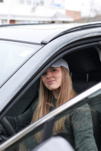 Load image into Gallery viewer, Toffee Navah Wig Custom Bandfall
